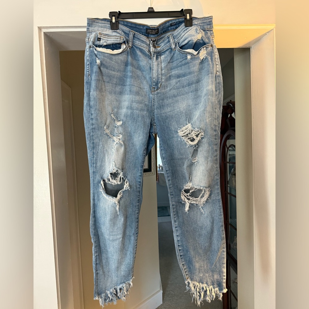 Judy Blue cropped distressed jeans, Skinny Fit, size 18W